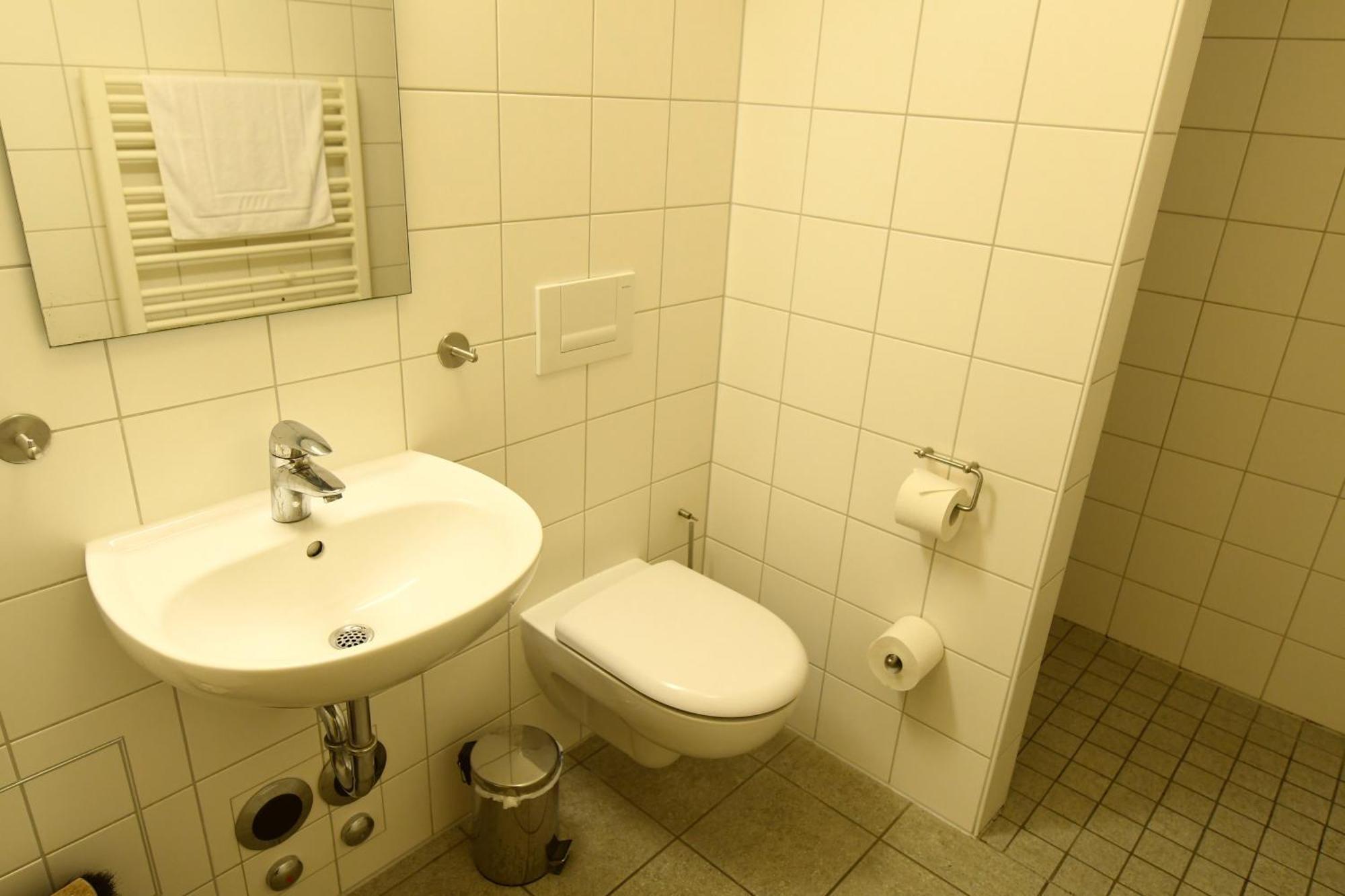 Hotel Zweilindenhof Seeshaupt Zewnętrze zdjęcie